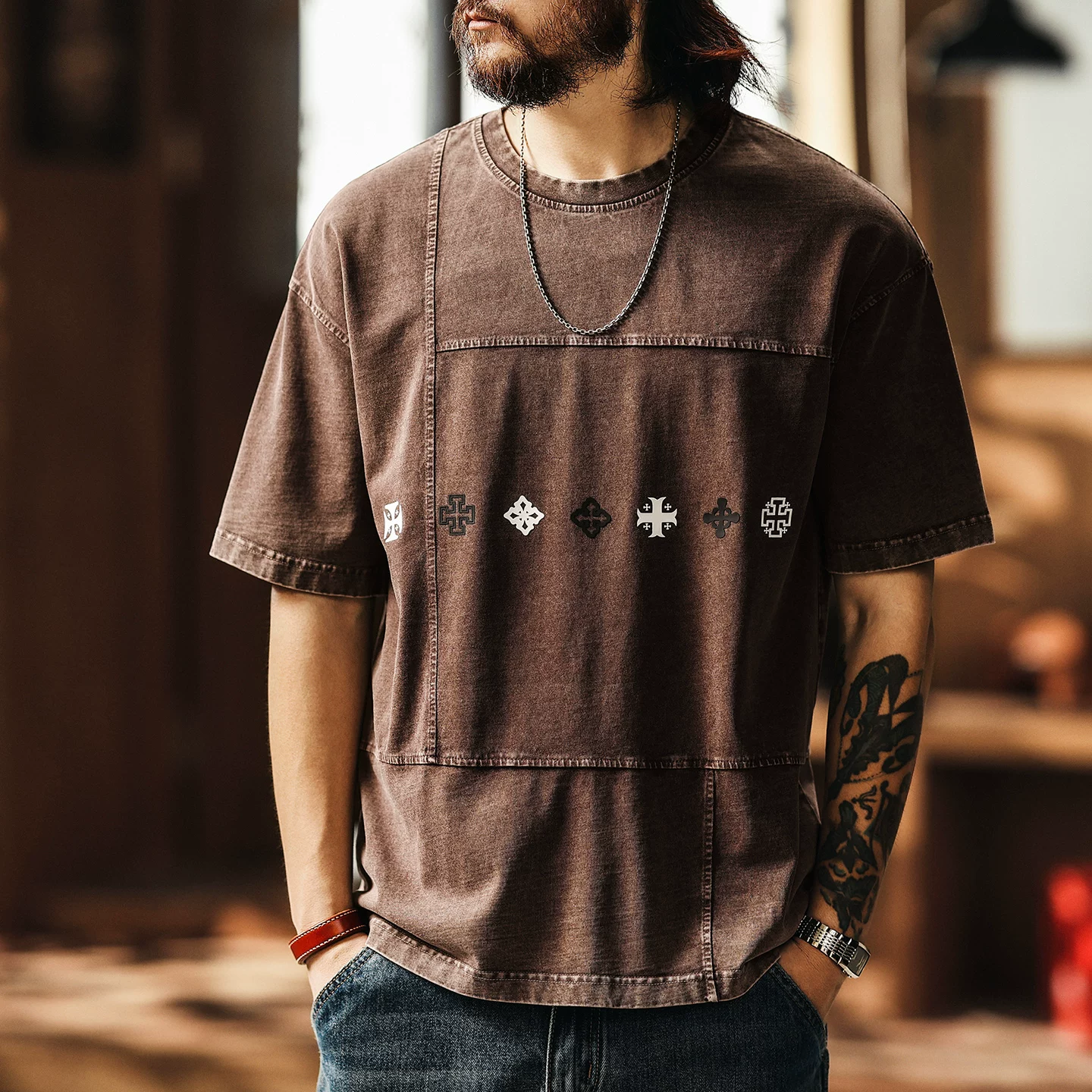Green Deer high-end retro ethnic totem printed short-sleeved T-shirt men's summer fashion brand loose casual splicing top Green Deer high-end retro ethnic totem printed short-sleeved T-shirt men's summer fashion brand loose casual splicing top