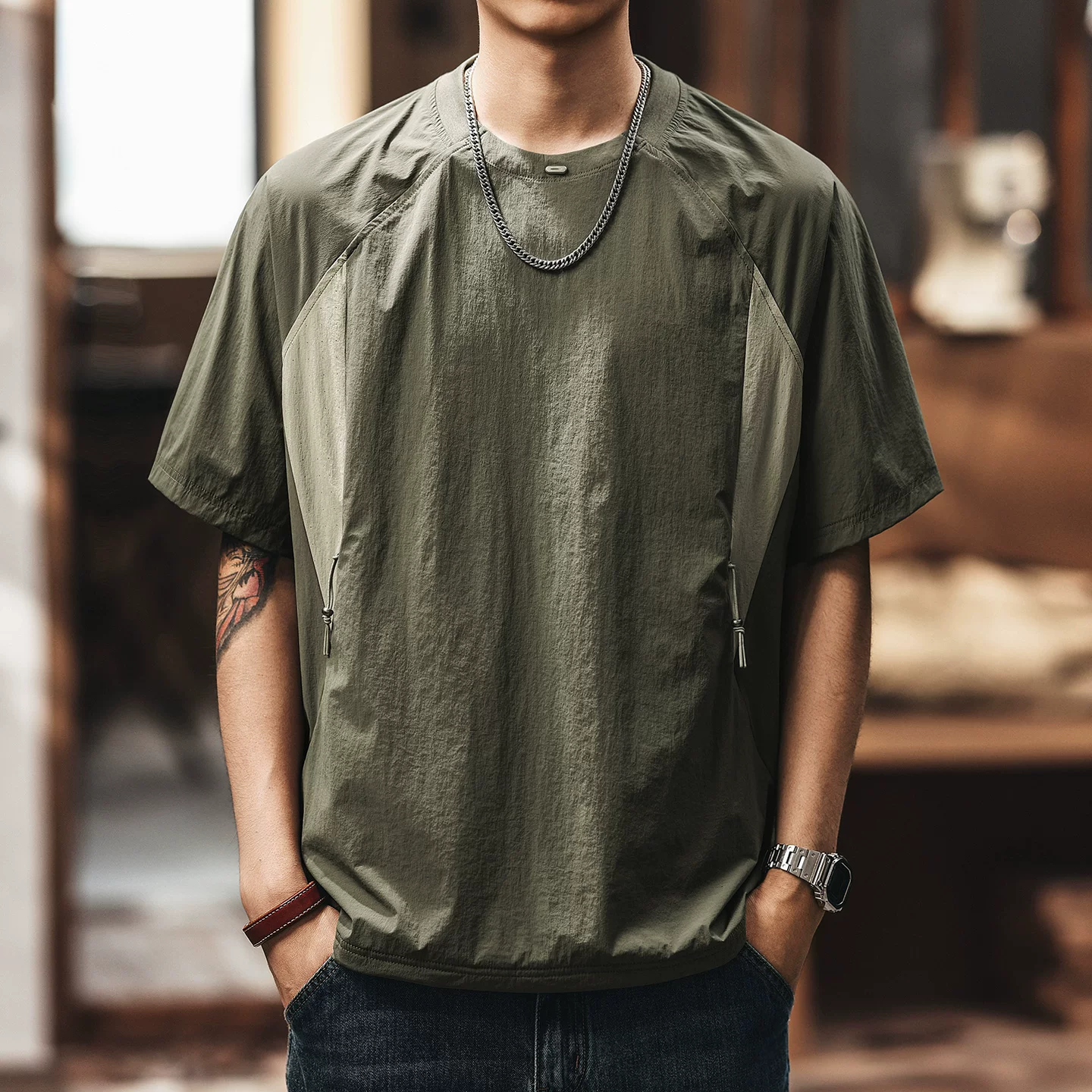 Green Deer high-end contrasting color splicing short-sleeved T-shirt men's summer thin fashion brand loose casual breathable cool top Green Deer high-end contrasting color splicing short-sleeved T-shirt men's summer thin fashion brand loose casual breathable cool top