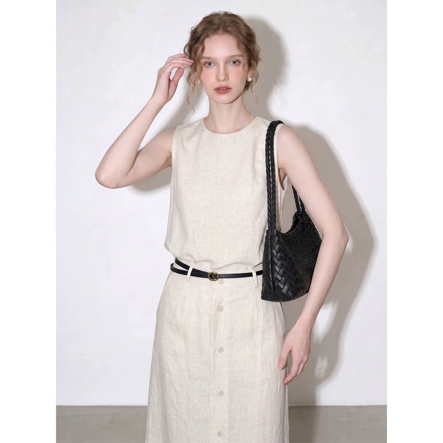 Beige linen suit for women 2026 summer new style high-end sleeveless top and skirt two-piece set Beige linen suit for women 2026 summer new style high-end sleeveless top and skirt two-piece set