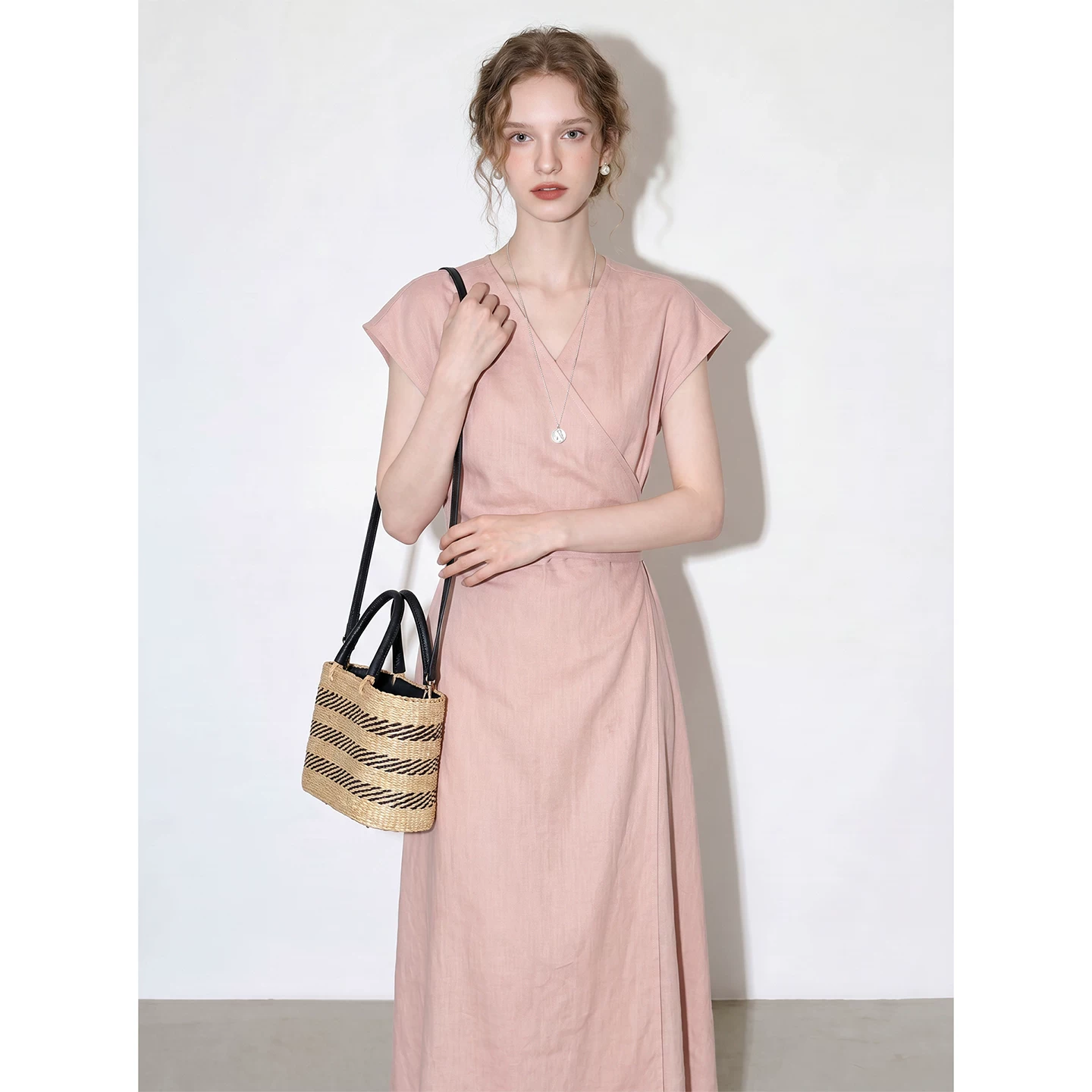 Pink V-neck Tencel Linen Short Sleeve Dress for Women 2026 Summer New Simple Commuting Style Slim Long Dress Pink V-neck Tencel Linen Short Sleeve Dress for Women 2026 Summer New Simple Commuting Style Slim Long Dress